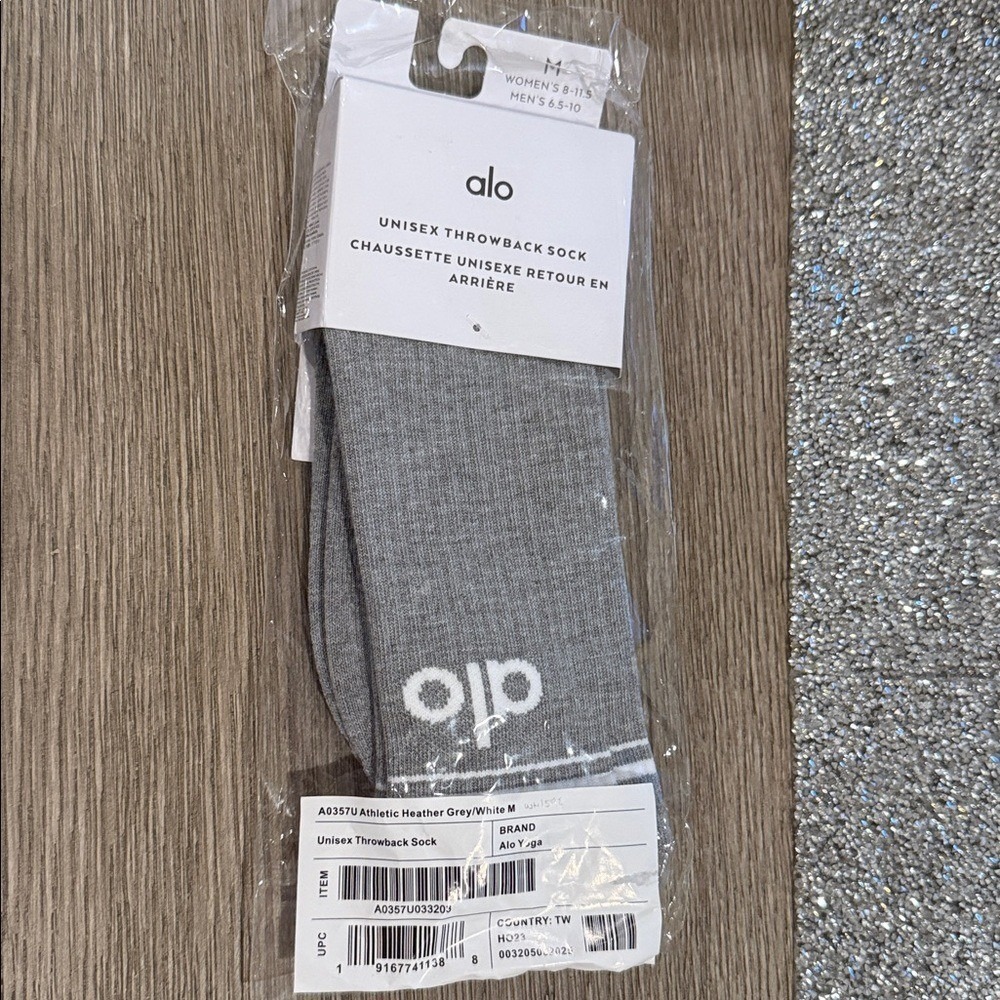 ALO Unisex Throwback Sock - Athletic Heather Grey WHITE NWT